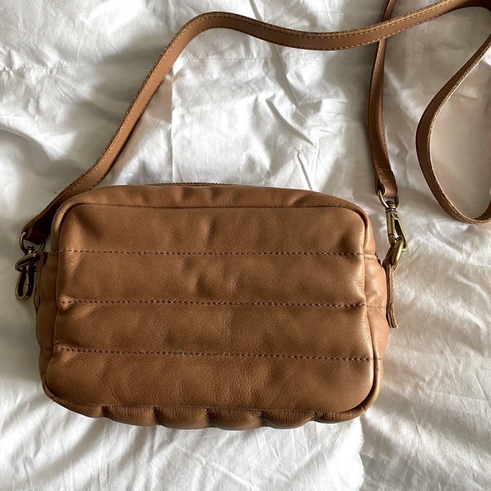 Madewell Transport Camera bag: Puff edition